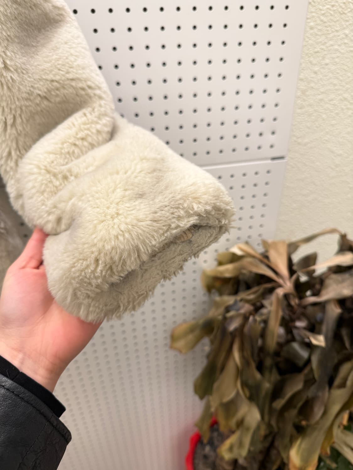 나이키 페이크 퍼 빅스우시 화이트 집업 U156 상품이미지3