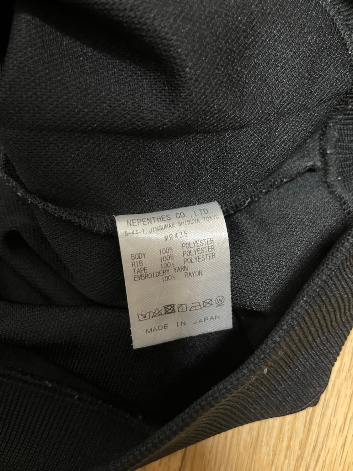 니들스x스튜디오스 크루넥 하프 스웻셔츠 상품이미지5