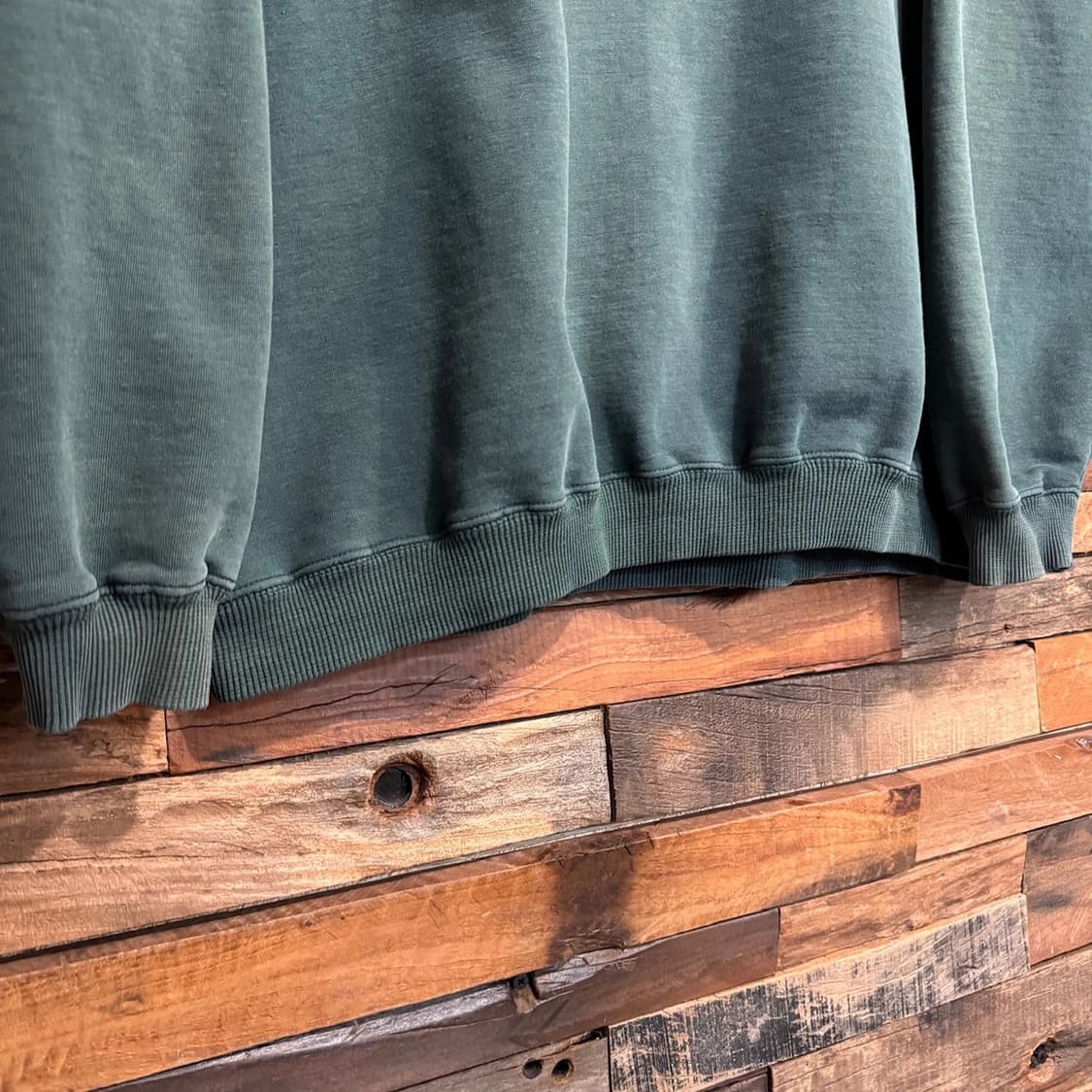 90s VTG Quiksilver Faded Sweatshirt 상품이미지5