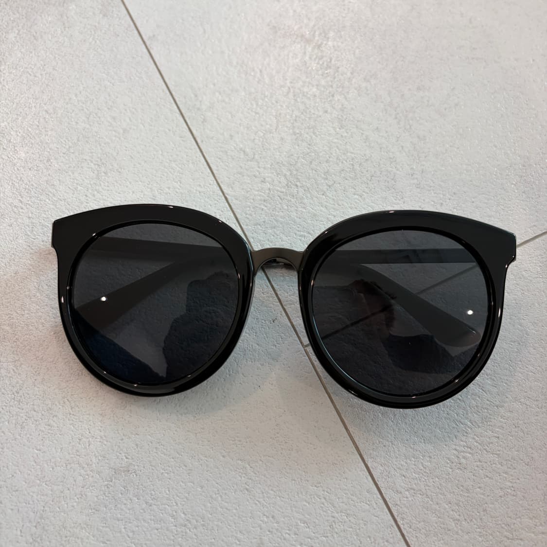 젠틀몬스터 러브썸원 상품이미지1