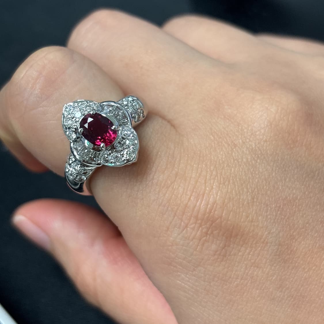 [새제품] 천연 루비 반지 다이아 18k 상품이미지1