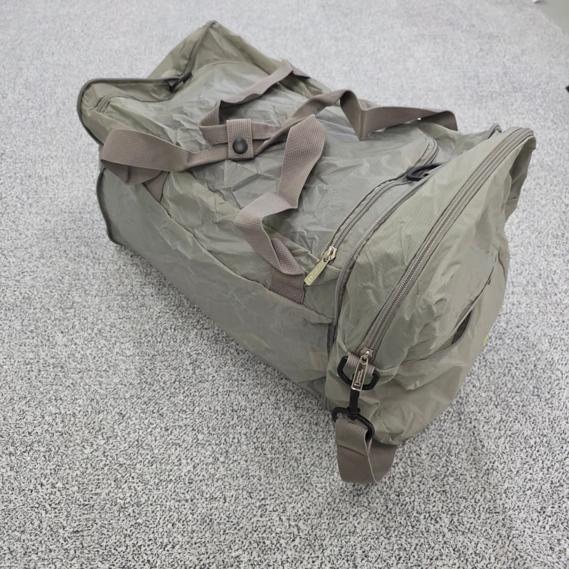 [F] 내셔널지오그래픽 크로스백 지퍼고장 0121J 상품이미지4