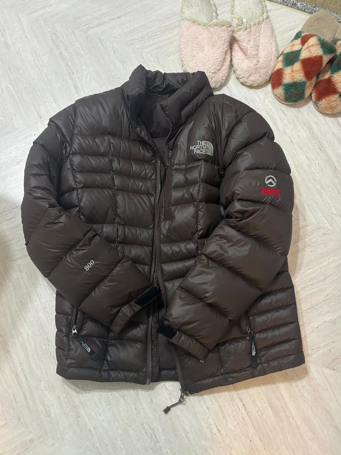 노스페이스 경량패딩 브라운 상품이미지1