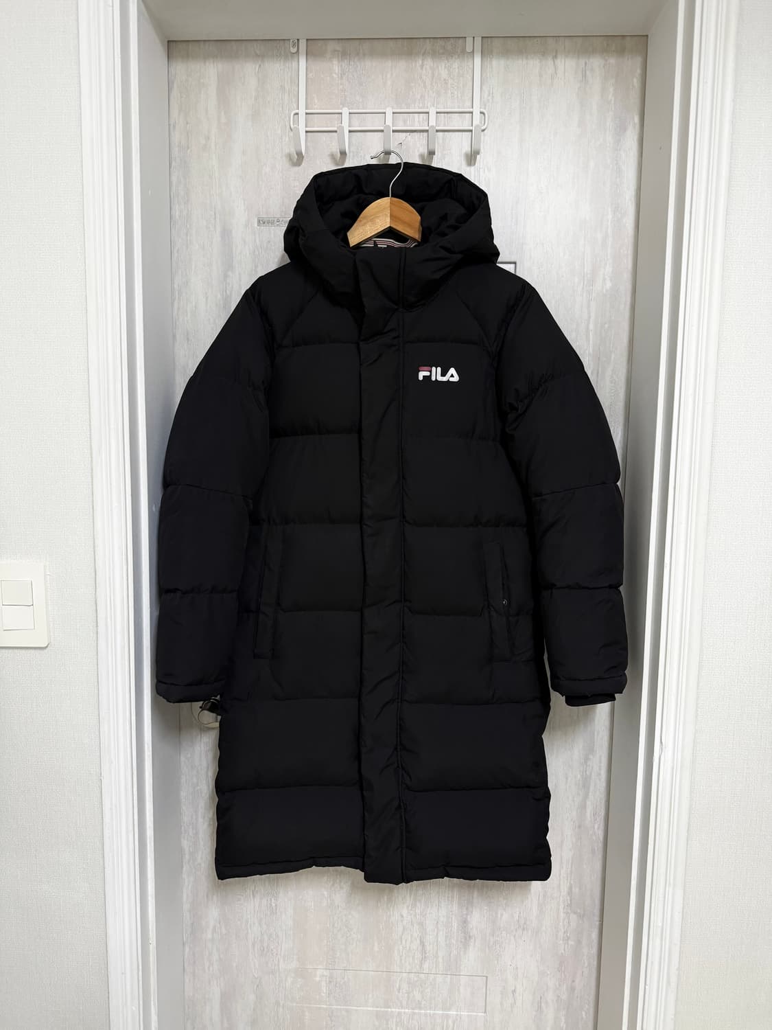 공용 85 XS / 휠라 구스다운 블랙 롱패딩 상품이미지1