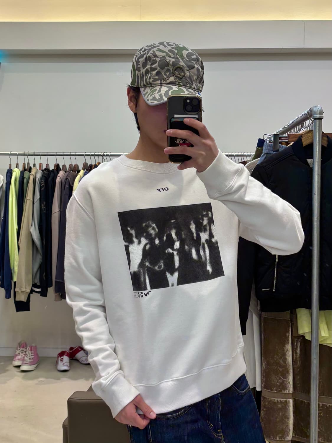 오프화이트 스프레이 페인팅 맨투맨 상품이미지8