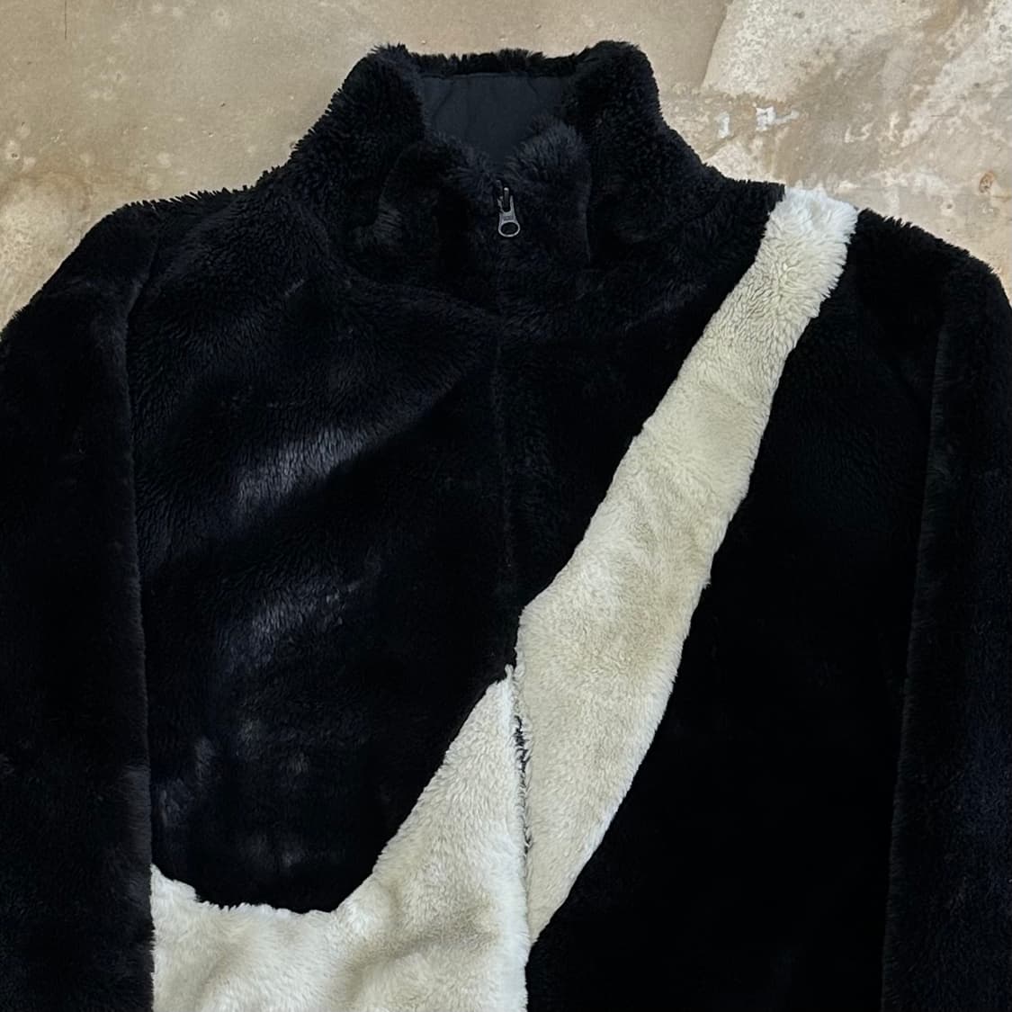 L 나이키 빅스우시 퍼 자켓 상품이미지1