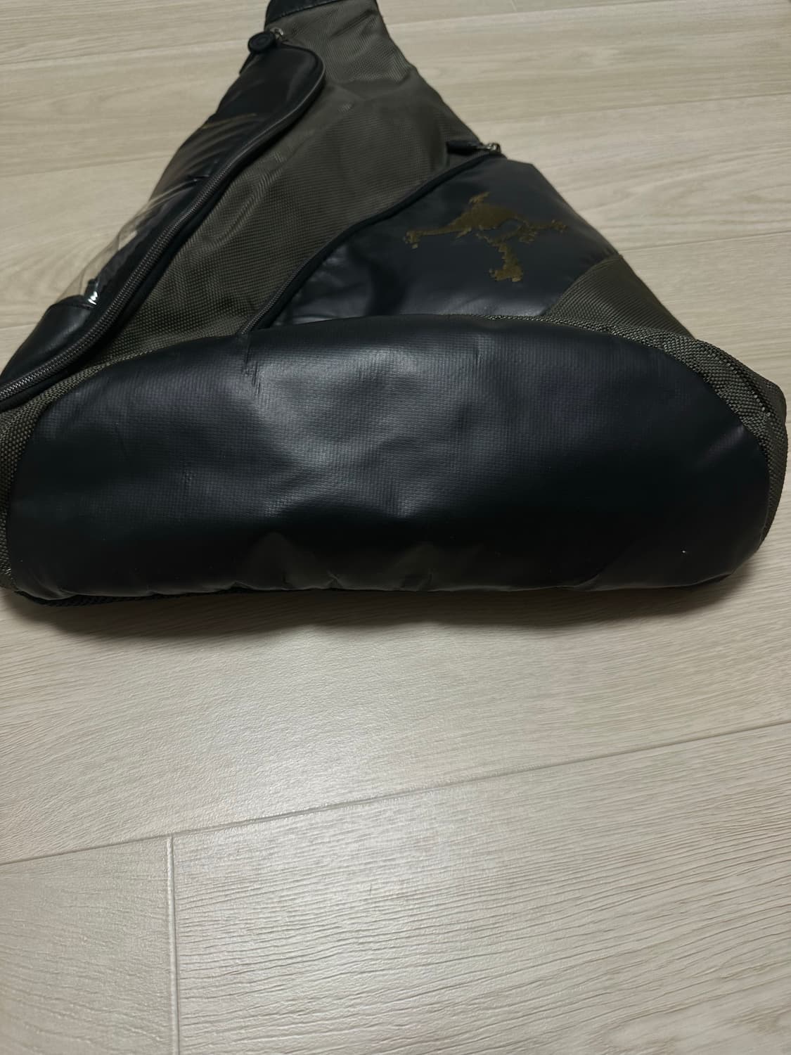오클리 아카이브 슬링백 상품이미지2