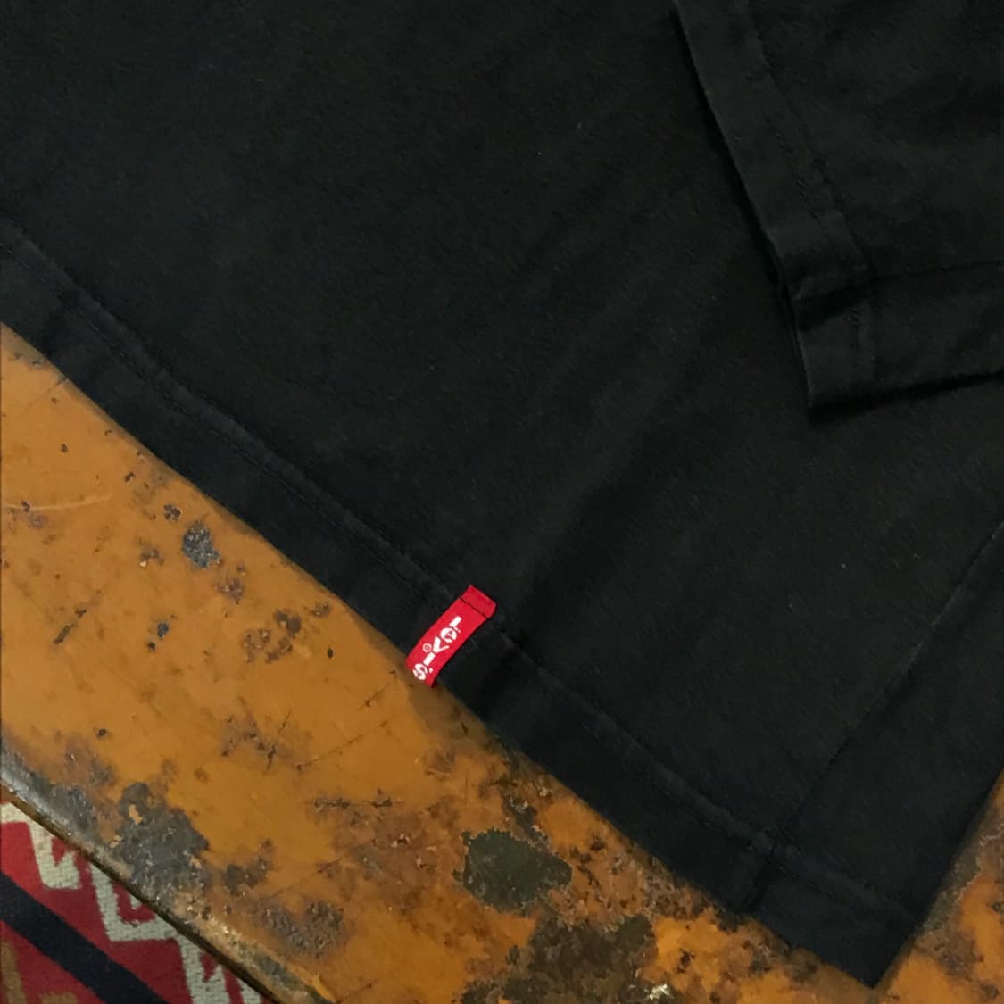 리바이스 엔지니어드 진 블랙 프린팅 롱 슬리브 남성 105 사이즈  상품이미지4