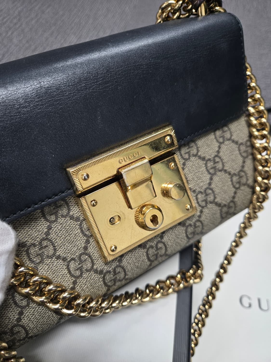 [특가][정품] 구찌 패들락 크로스백 상품이미지2