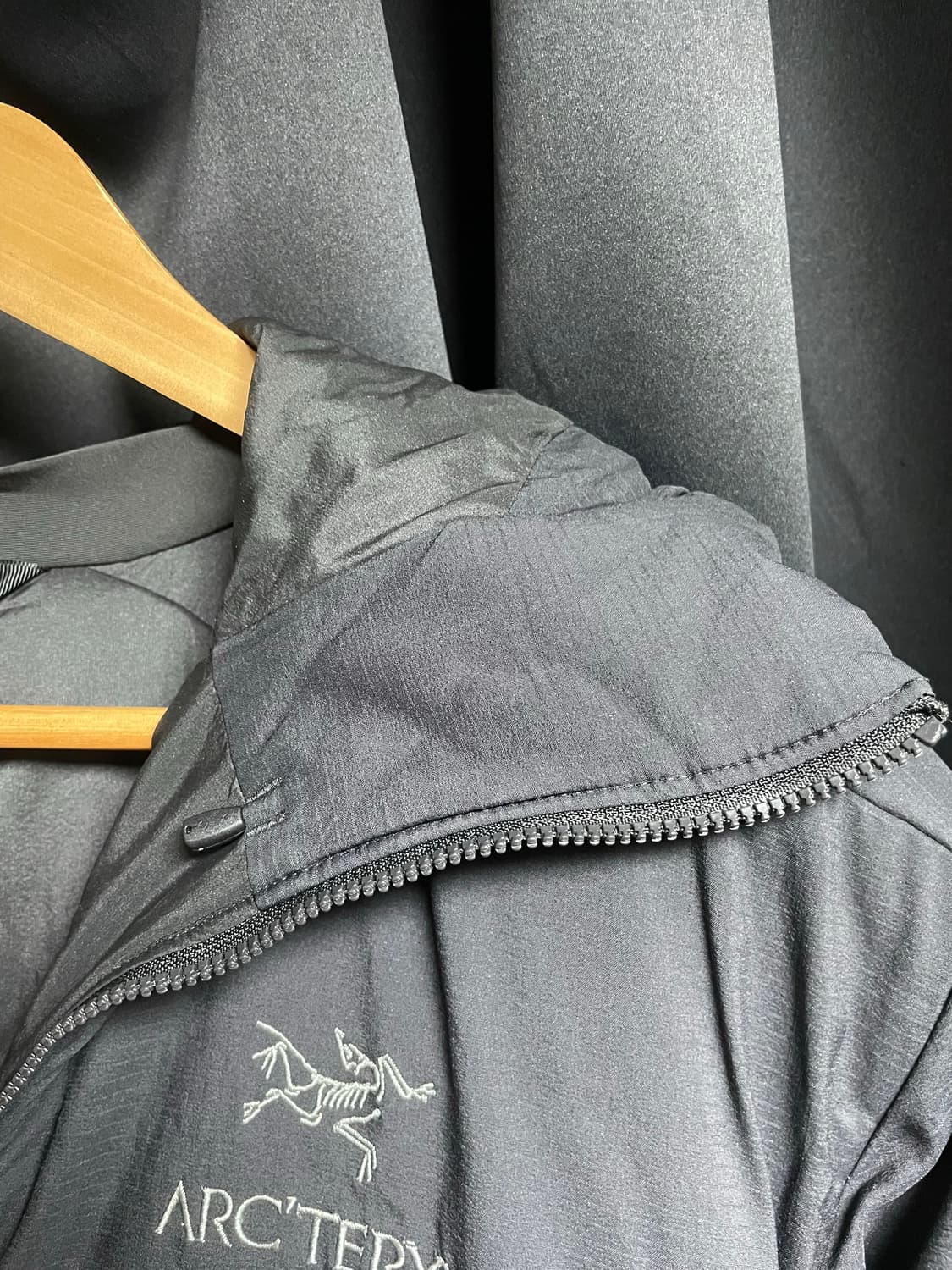 아크테릭스 아톰 AR 후디 블랙  상품이미지7