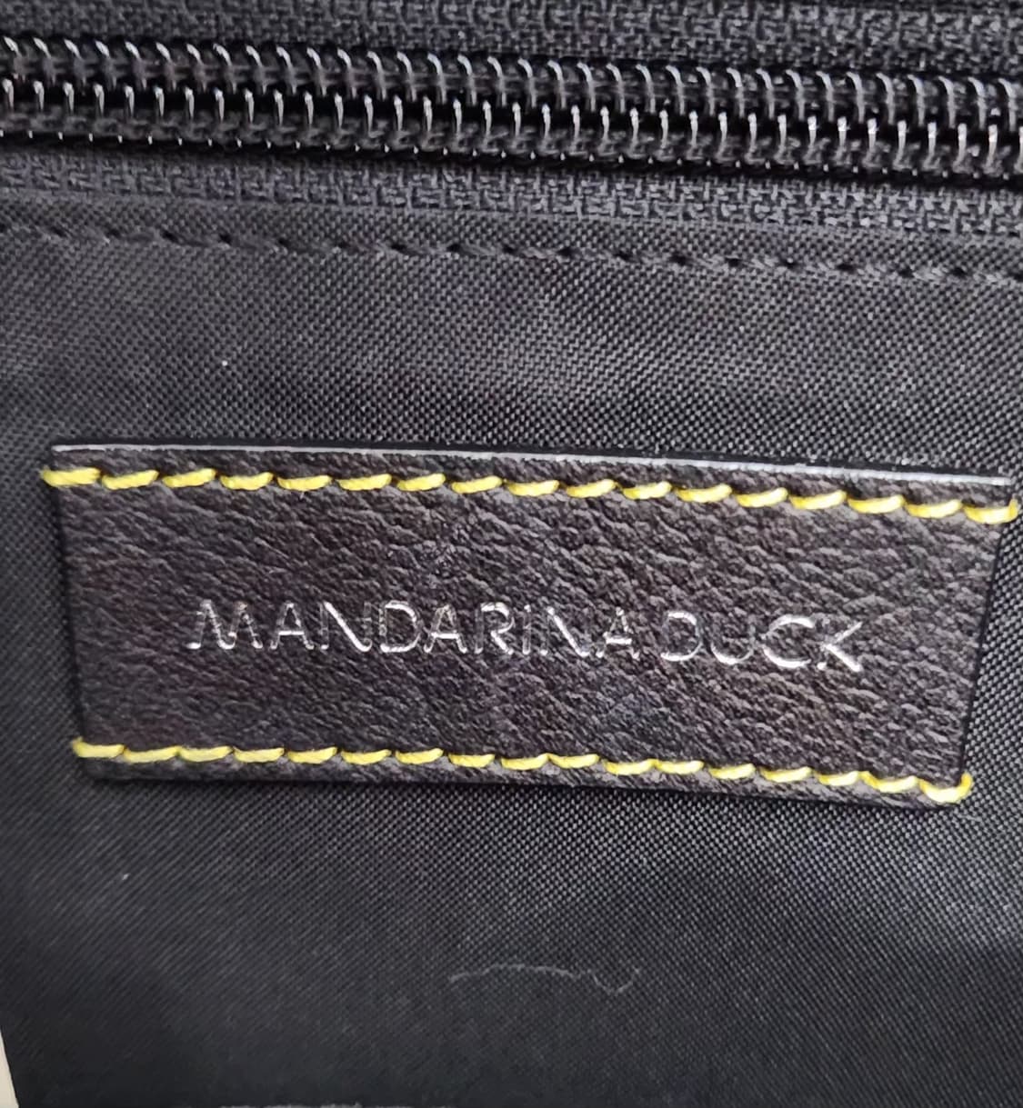 만다리나덕 가죽백팩 새거 상품이미지5