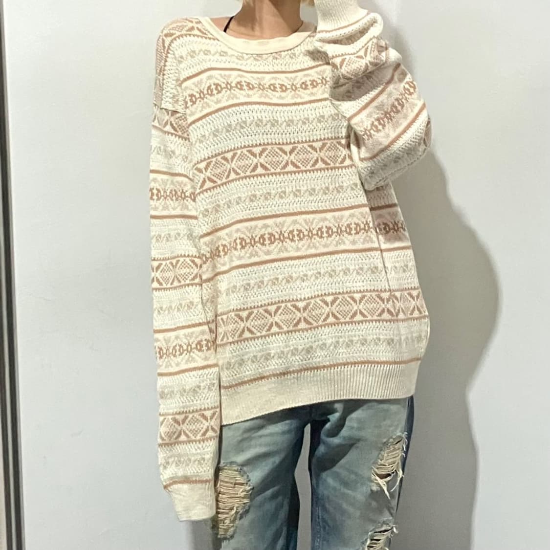 엘엘빈 패턴 니트 상품이미지1