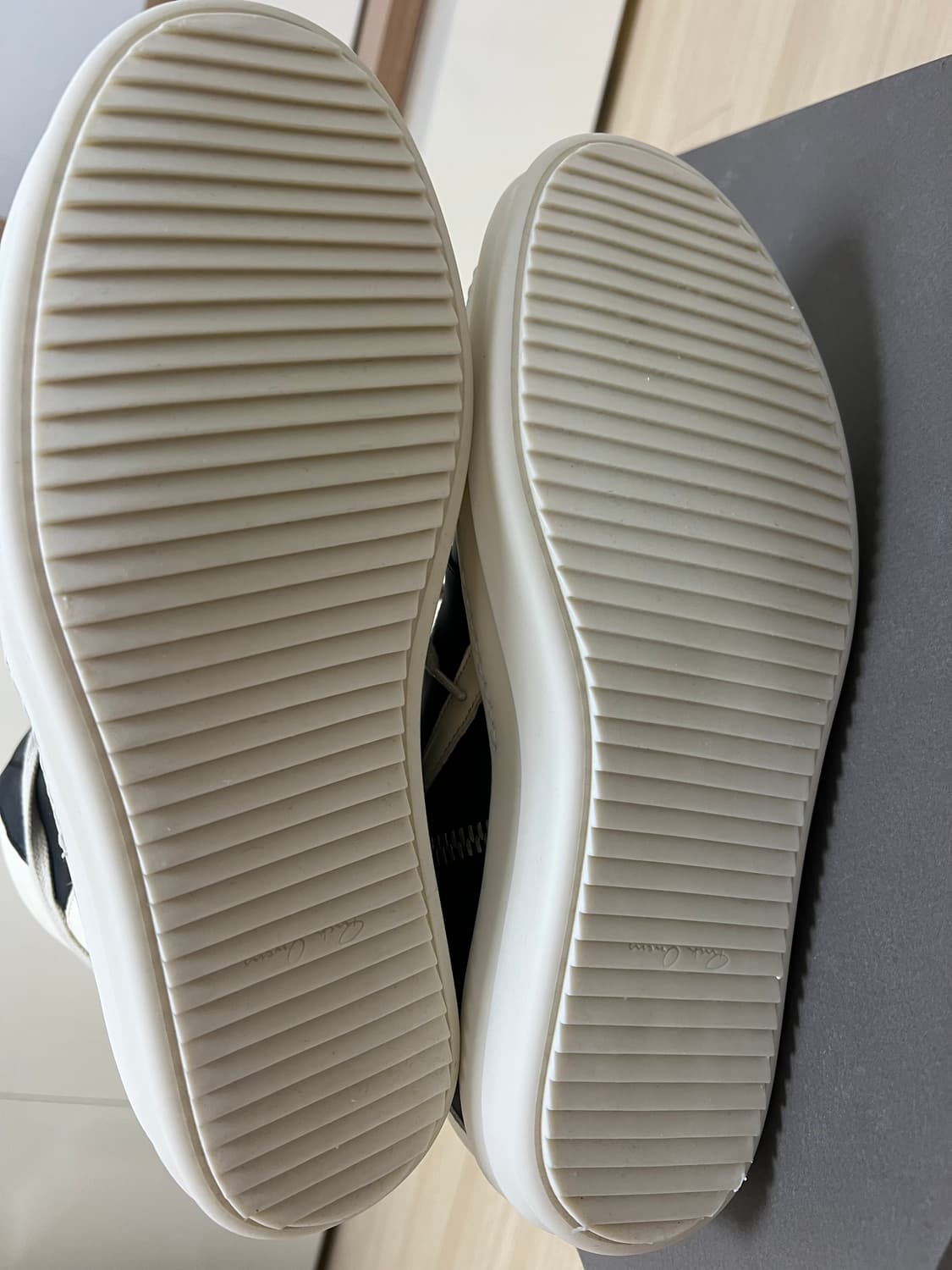 릭오웬스 지오바스켓 black/milk 41.5 상품이미지4