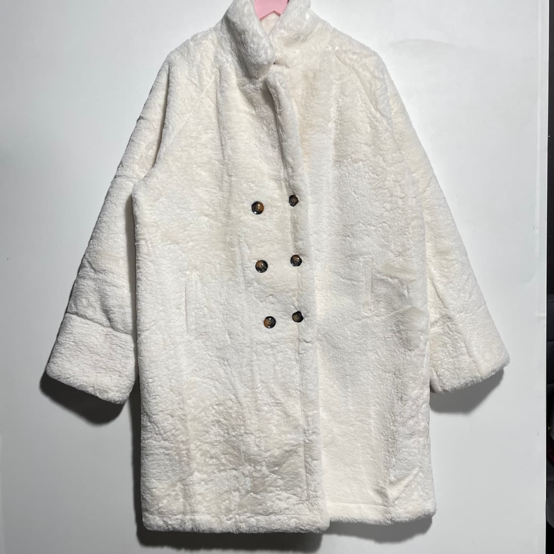 WEAR CLASSIC 남성 화이트 퍼 코트 상품이미지1