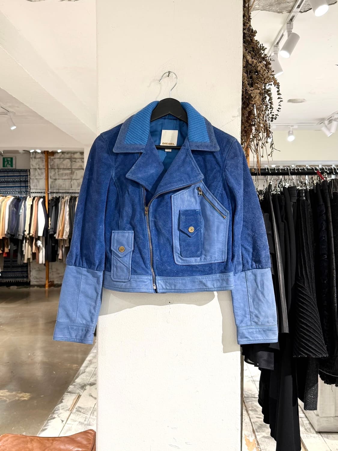 디젤 블루 리얼 비텔로 카프 스웨이드 라이더 자켓 상품이미지1