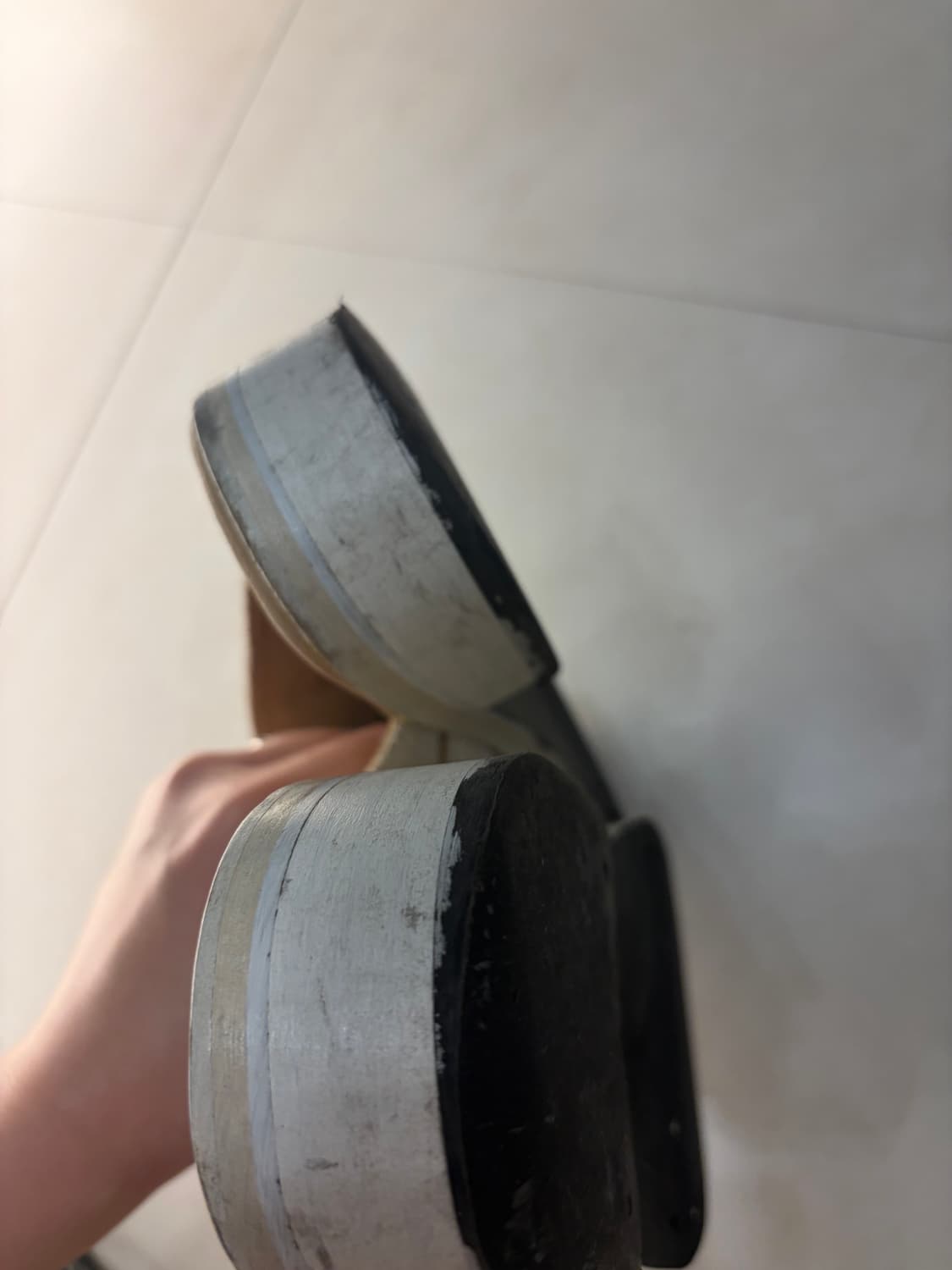 [270, 42] 아워레가시 카미온 뮬 크랙 화이트 상품이미지2