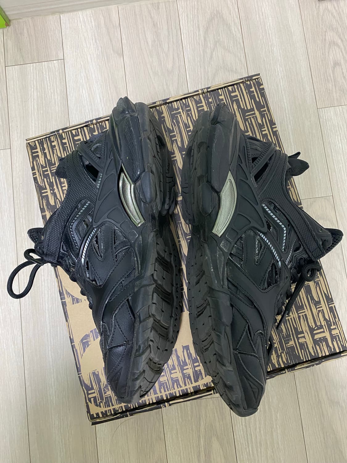 (42) 발렌시아가 트랙2 블랙 상품이미지2