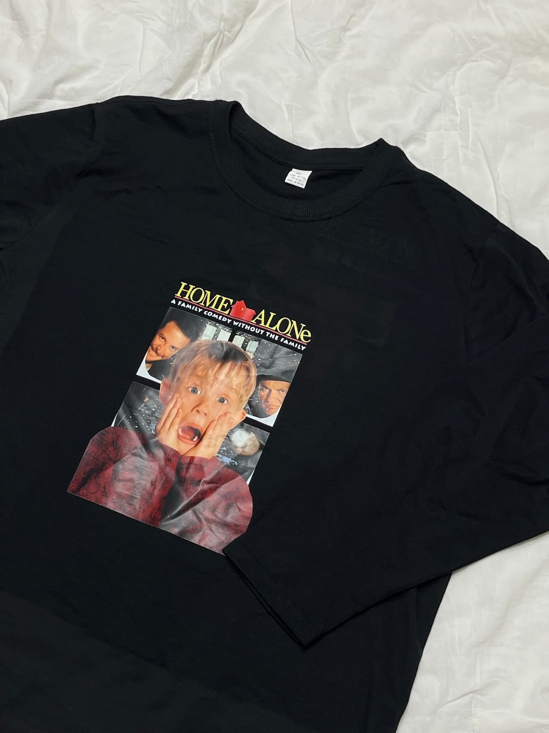 [새상품] 나홀로집에 롱슬리브 긴팔티 상품이미지1