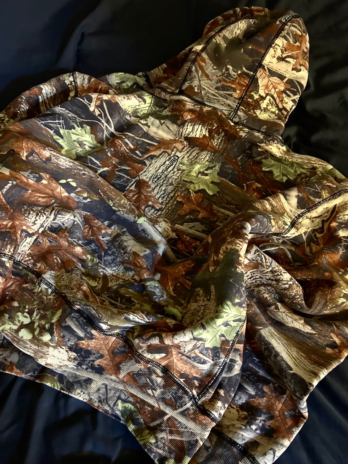 Dead Leaves Pattern Hoodie 상품이미지4