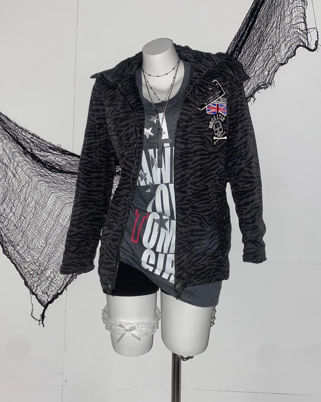 바츠 스튜디오 유니언잭 지브라 패딩 자켓 ໒꒱ 상품이미지1