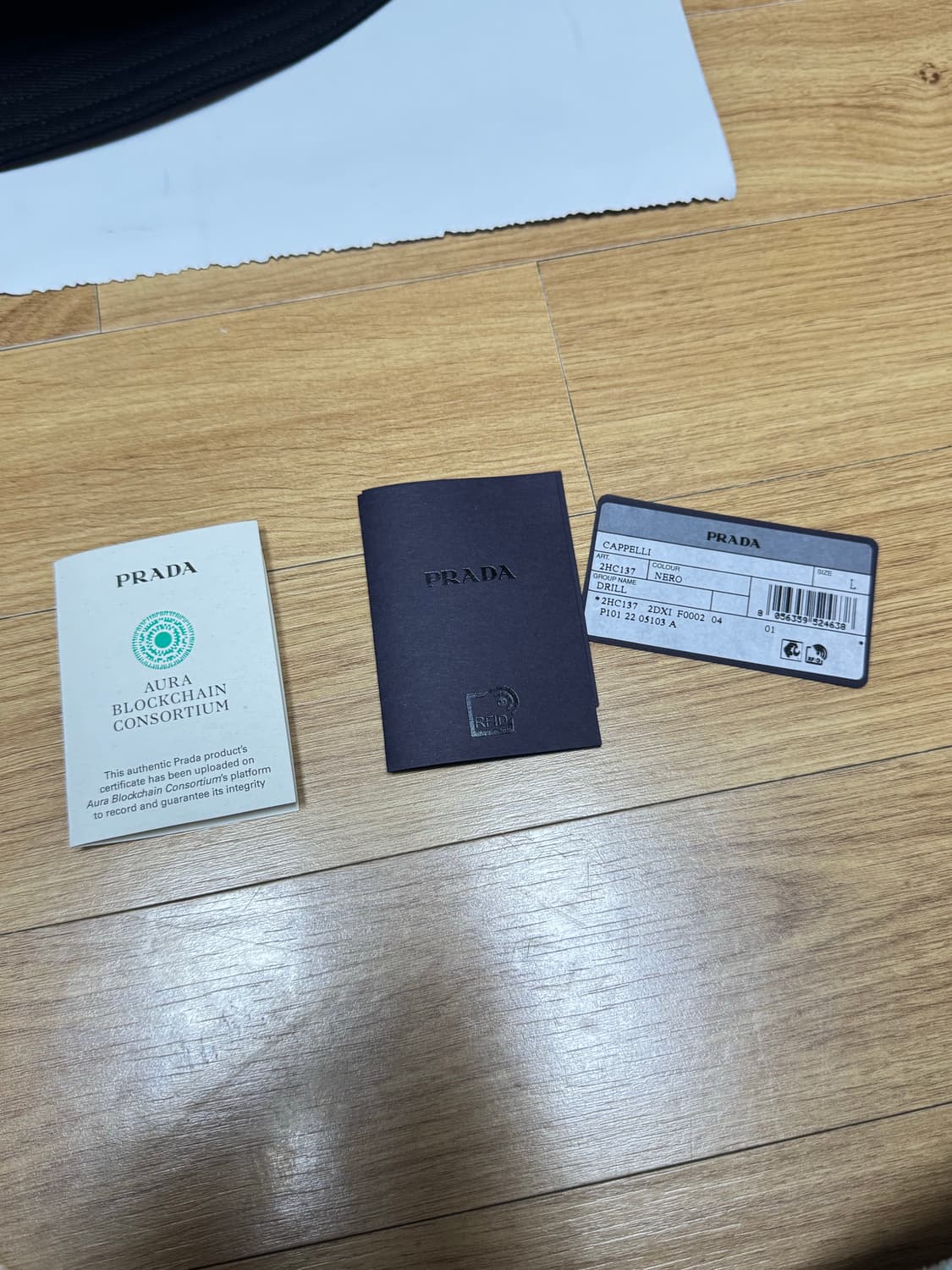 프라다 삼각드릴 코튼 버킷햇 블랙 L 상품이미지5