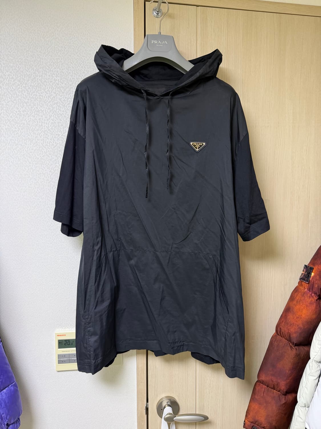 [L] 프라다 나일론 테크니컬 오버후드 상품이미지1