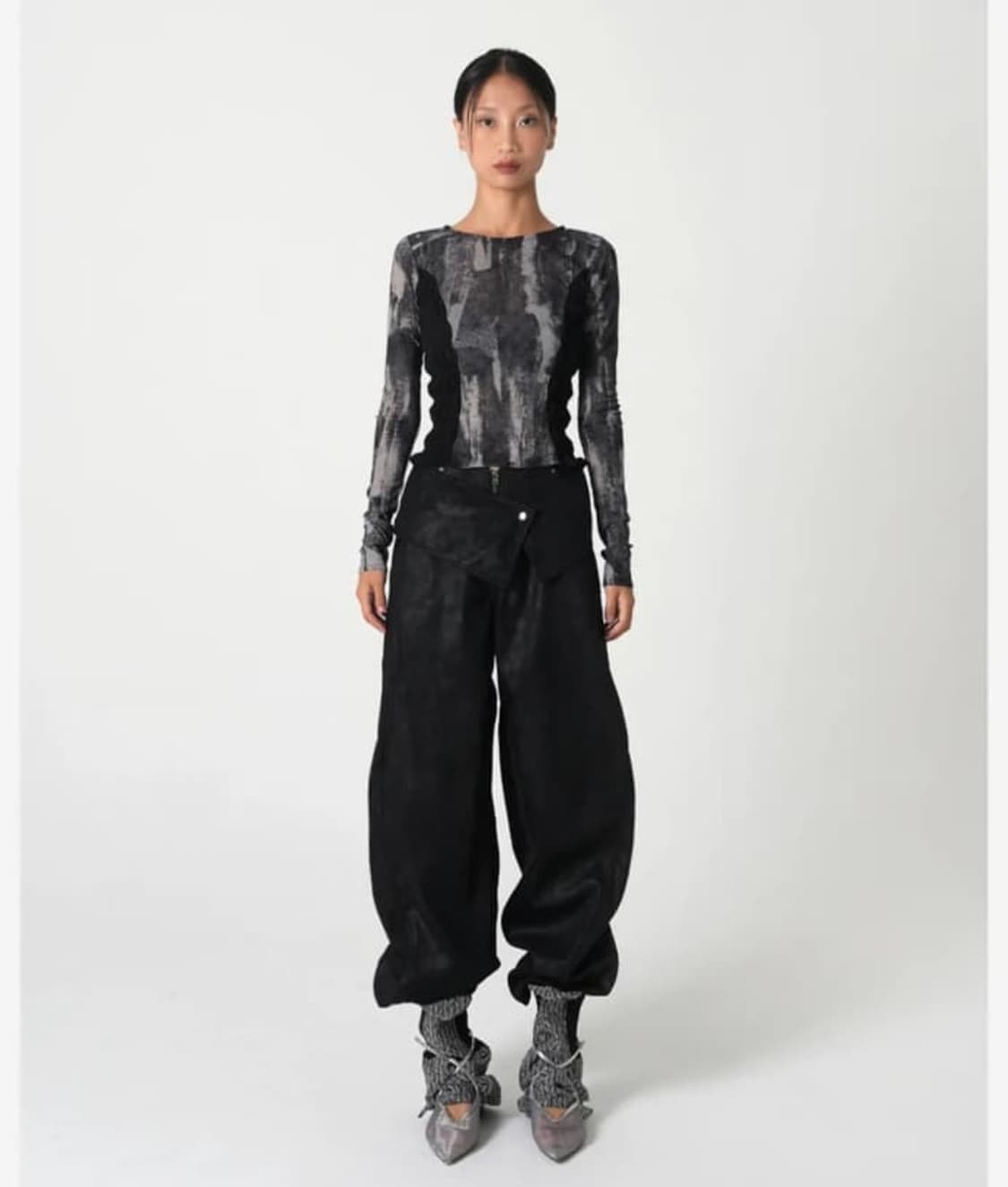 0104 excursive top black 상품이미지3