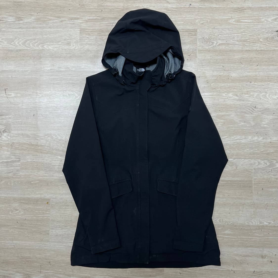 노스페이스 여성 소프트쉘 바람막이 후드자켓 [블랙] XS/85 상품이미지1