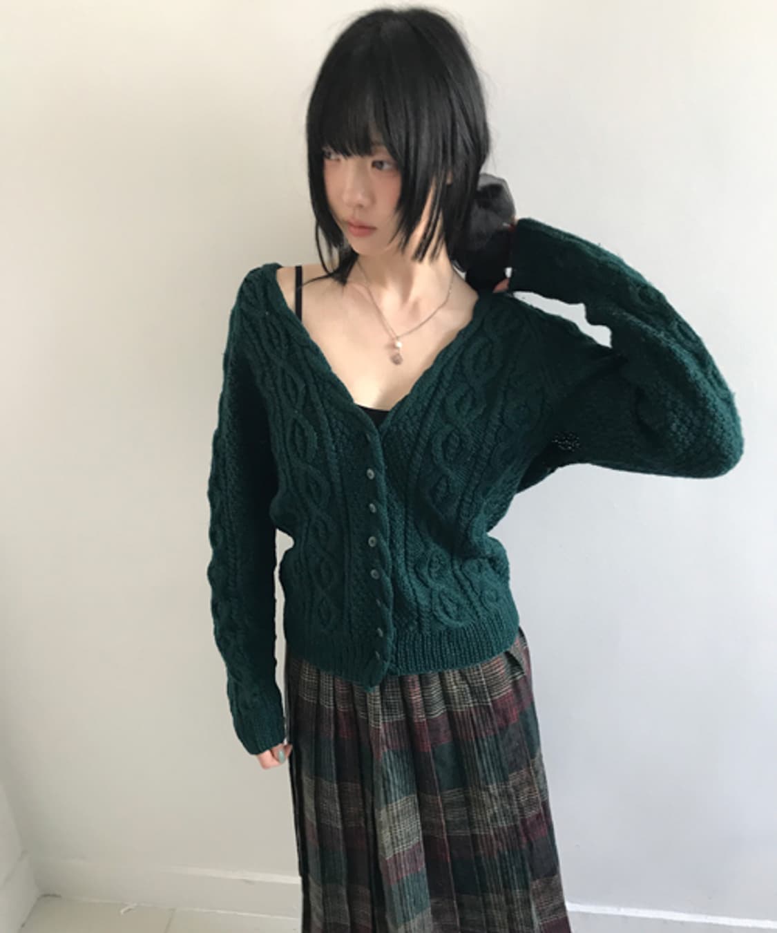 Twist button v cardigan(green) 상품이미지1