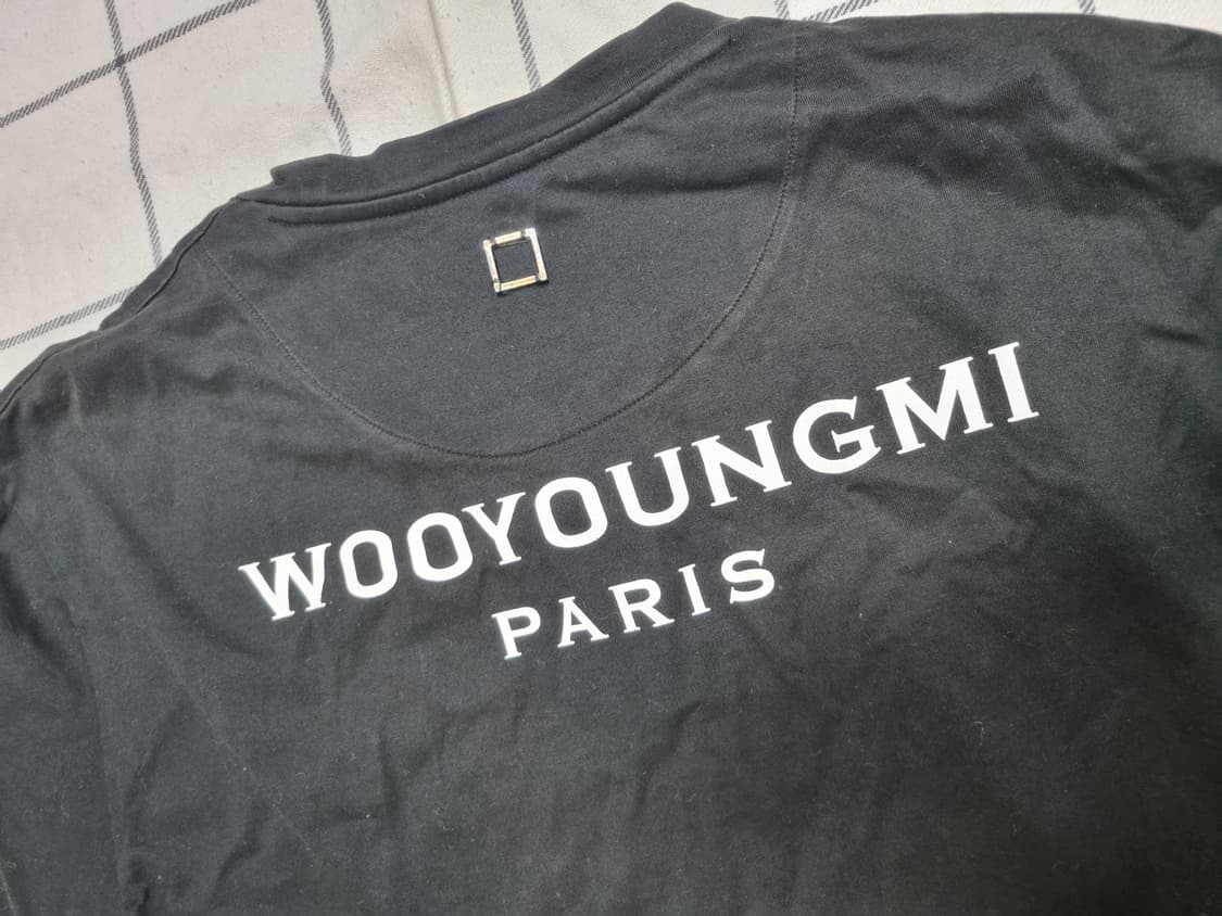 [48] 우영미 백로고 반팔 블랙 상품이미지4