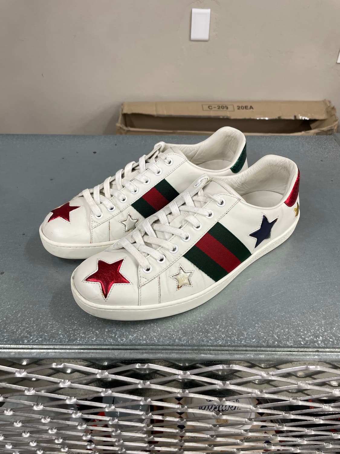 구찌 스타 패치 에이스 스니커즈 8 상품이미지2