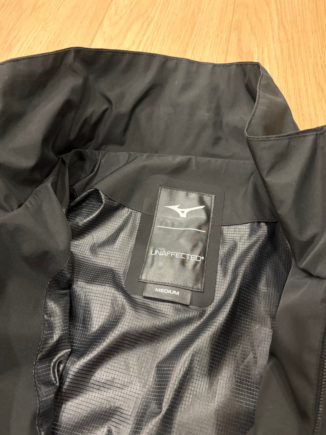 언어펙티드X미즈노 DW 3L WINDBREAKER 블랙색상 M사이즈 (1 상품이미지3