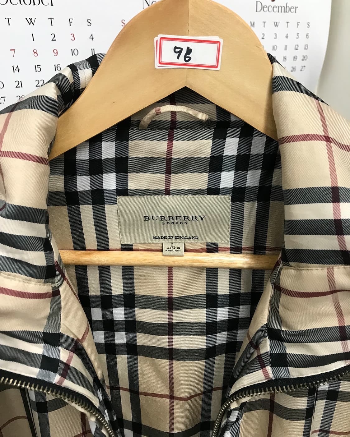버버리 노바체크 후드 누빔 패딩 자켓 상품이미지2