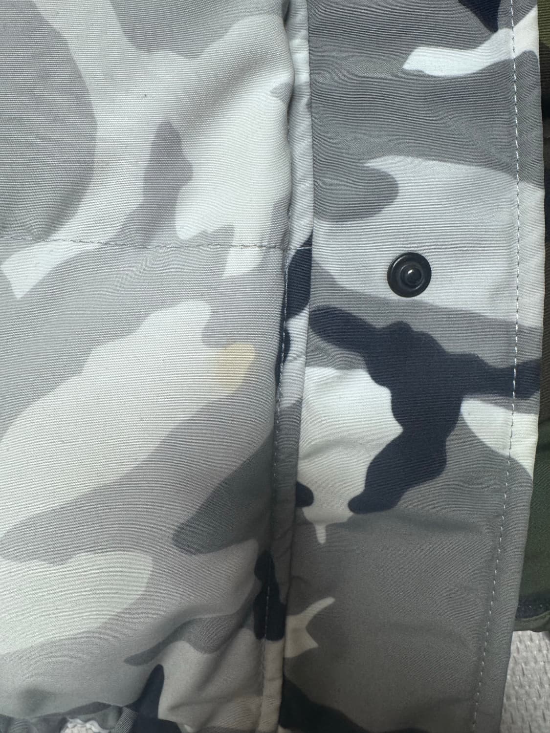 [OS]베트멍X캐나다구스 맥밀란 리버시블 카모패딩 상품이미지5