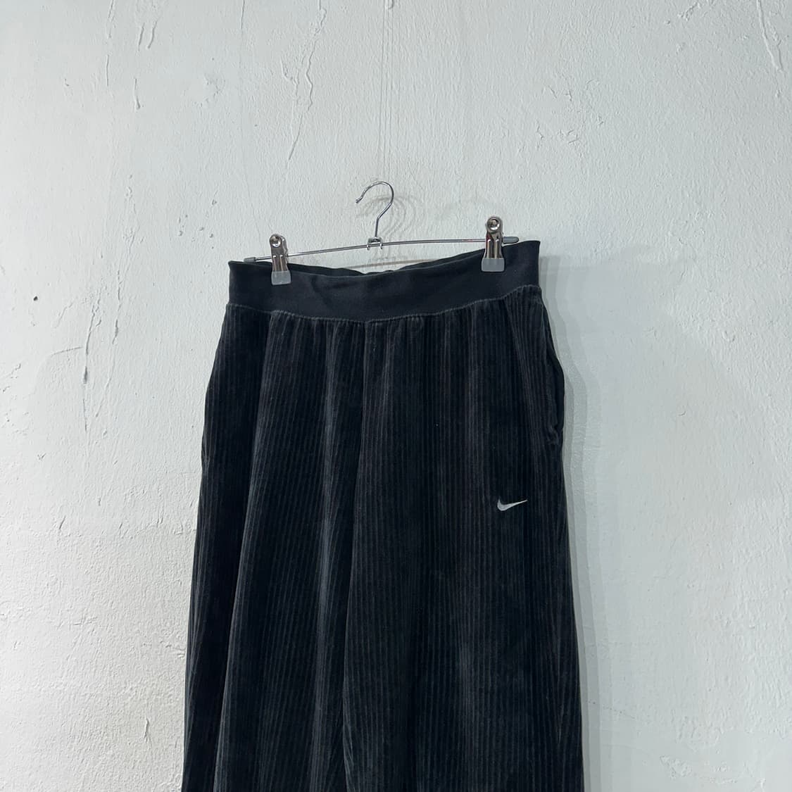 나이키 벨벳 코듀로이 조거팬츠 여성S 상품이미지2