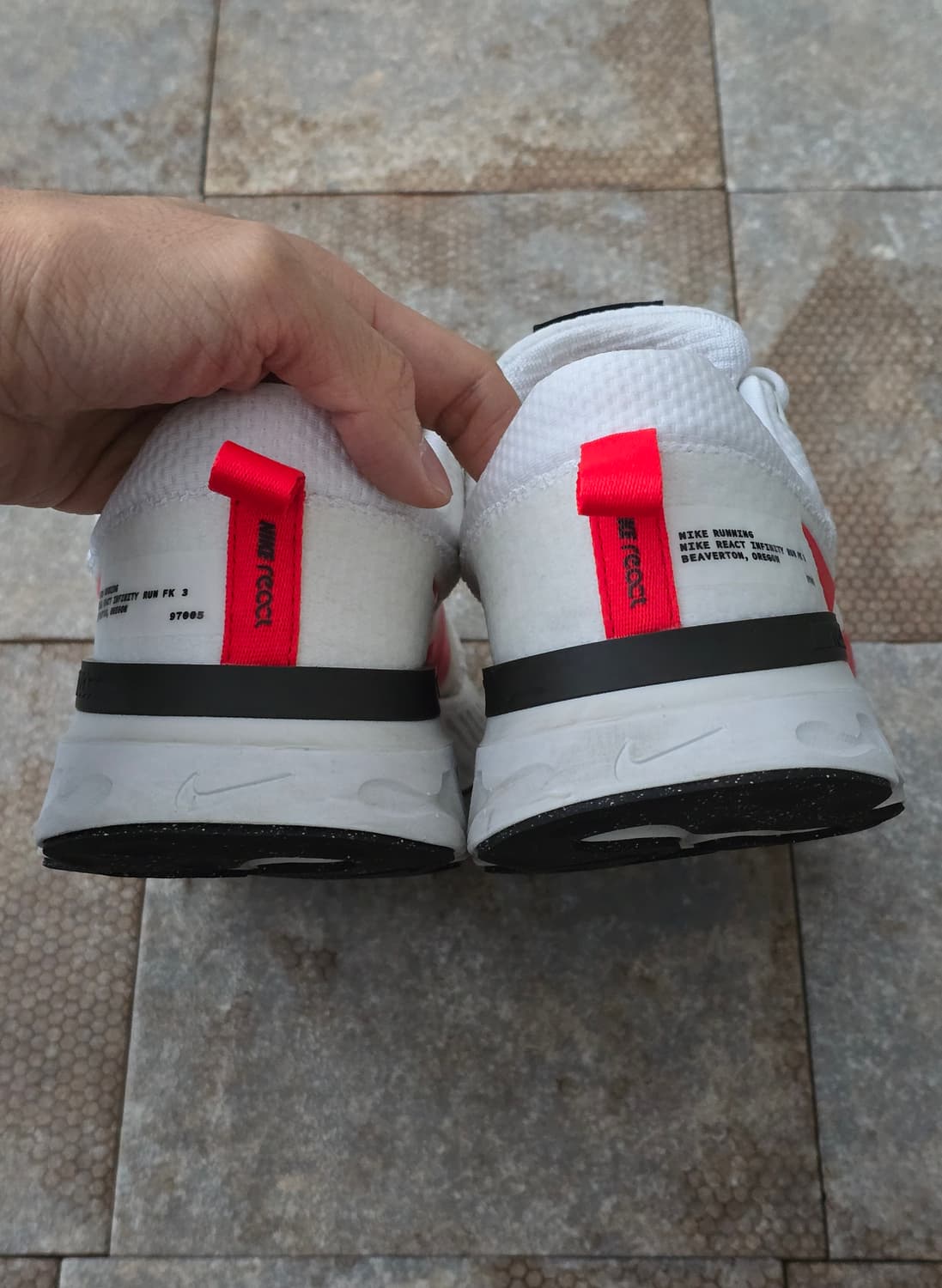 (260)나이키 리액트 인피니티 런 플라이니트 3  상품이미지9