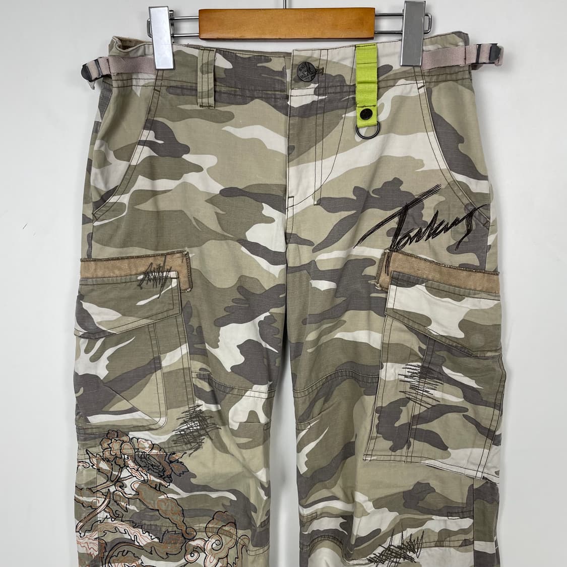 TANKUS 카모 자수 카고팬츠 상품이미지2