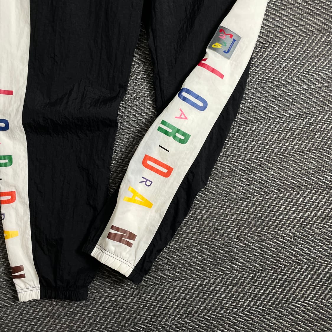 조던 스펠아웃 빅로고 나일론 우븐 트랙팬츠o 2984 상품이미지3