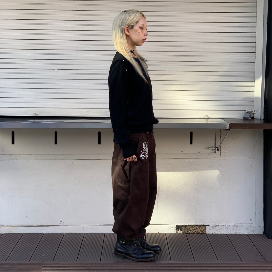 shinya kozuka x dickies 사이드턱 더블니 팬츠 브라운 상품이미지5