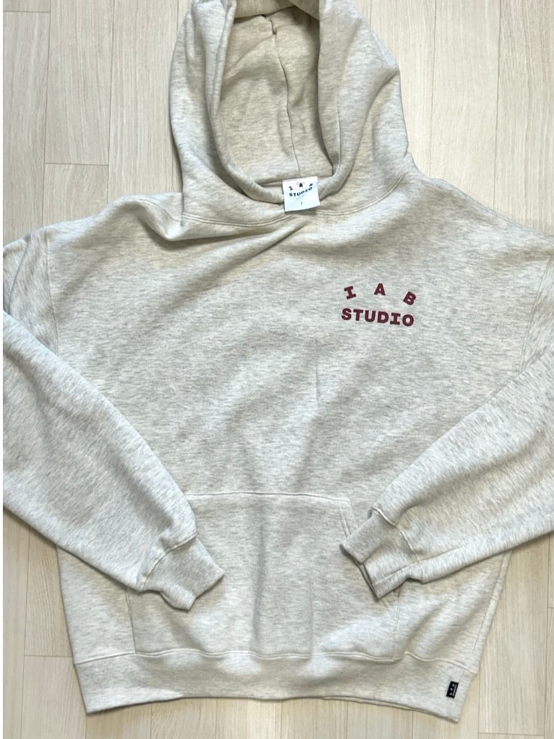 아이앱스튜디오(IAB STUDIO) 후드 오트밀 버건디 L 사이즈 상품이미지2