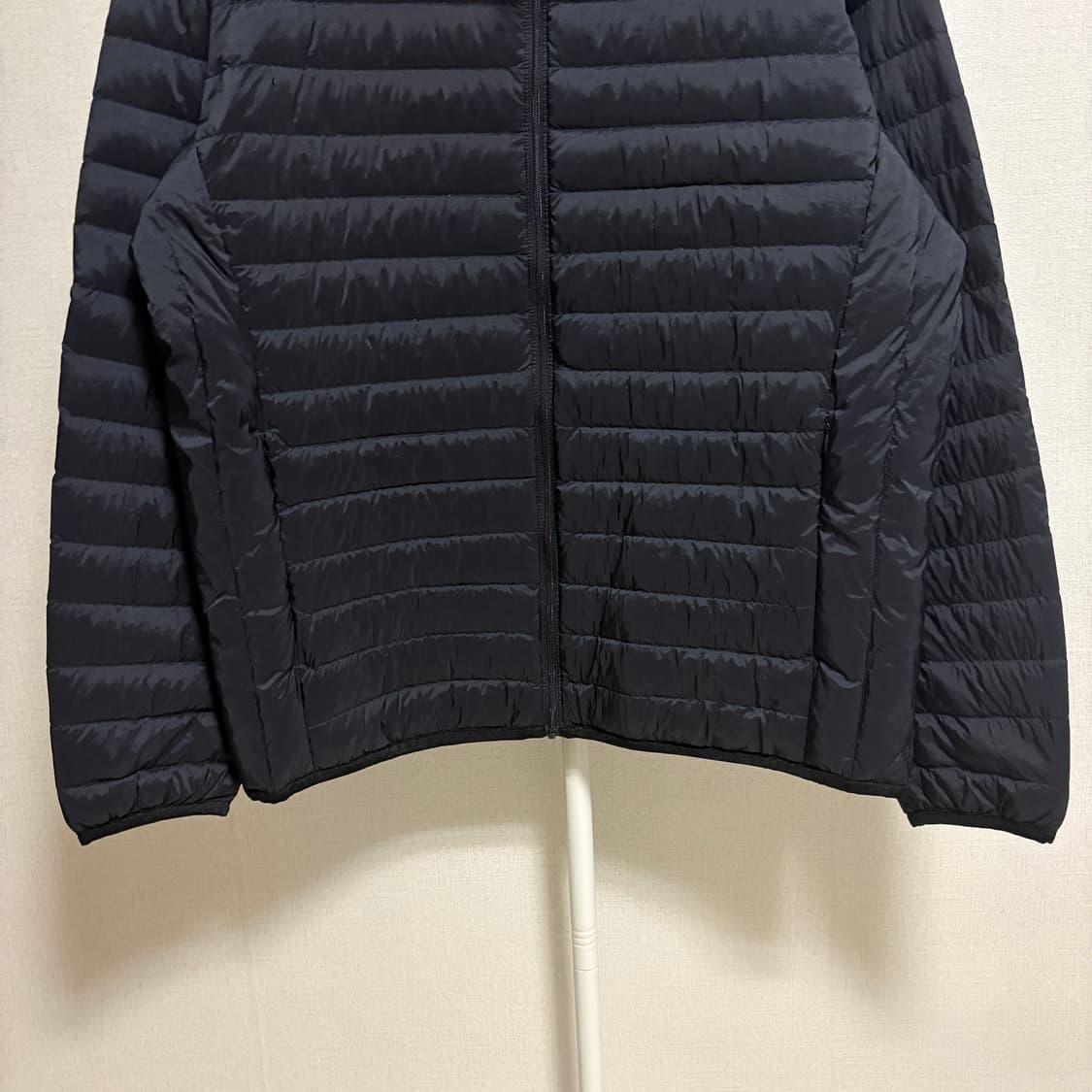 유니클로 덕다운 경량패딩 / 블랙, XL 상품이미지3