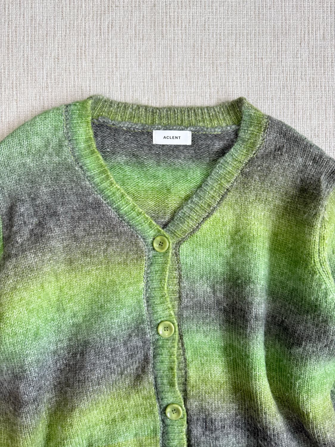 Aclent Gradation Knit Cardigan 상품이미지5