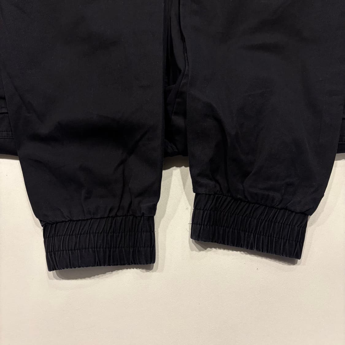 [48] 22FW 준지 카고 조거 팬츠 블랙 C509 상품이미지4