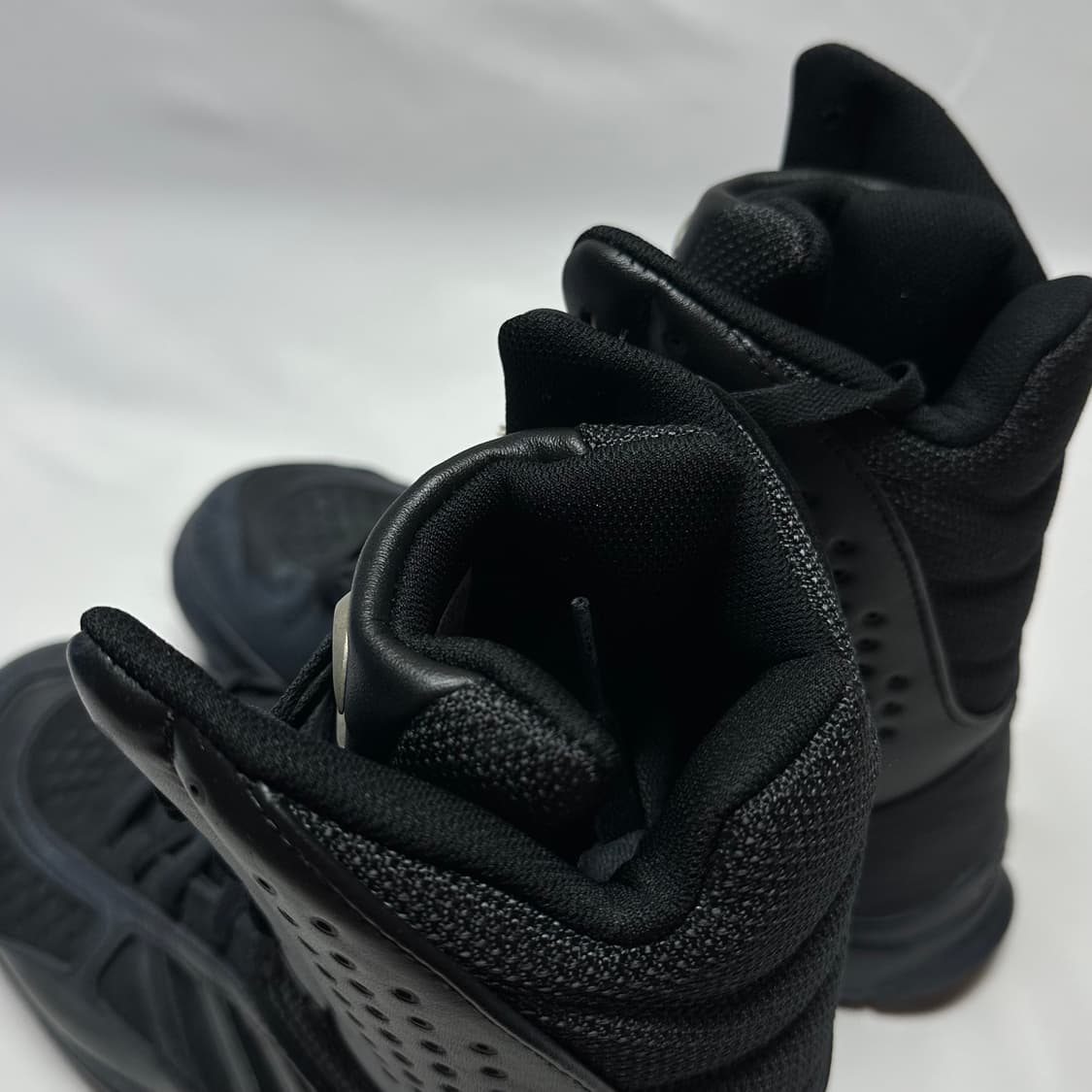 (275) 아디다스 x 떠그 클럽 GSG9 부츠 코어 블랙 새제품 상품이미지5