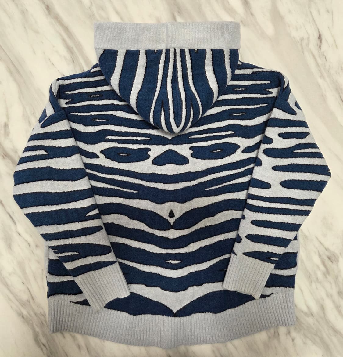 자딕앤볼테르 여성 지브라패턴 니트 후드집업 상품이미지2