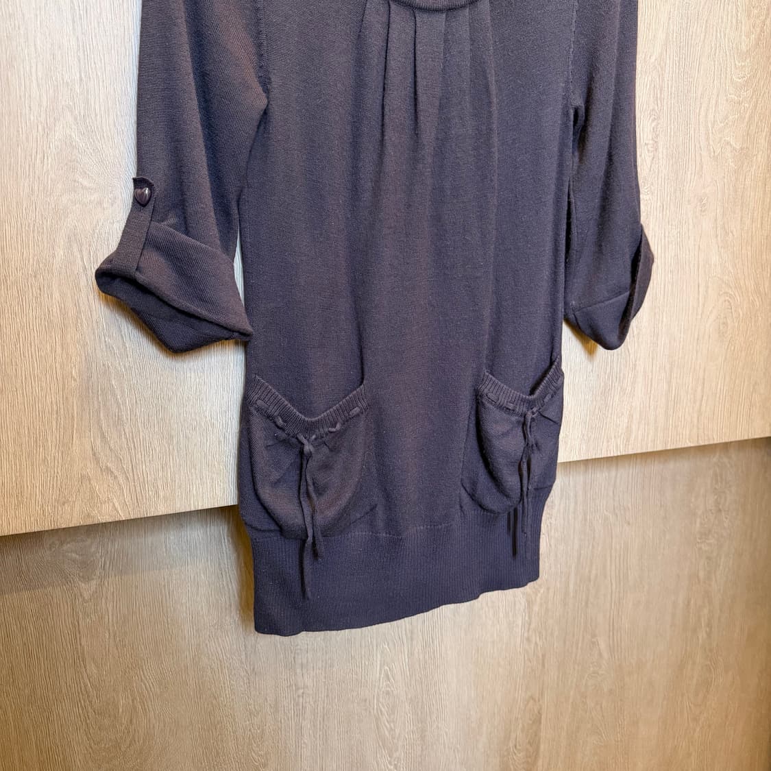 빈티지 롱 니트 소매 턴업 하트 버튼 디테일 루즈핏 브라운 상품이미지4