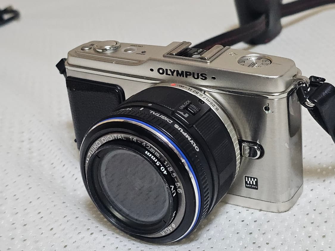 올림푸스 PEN E-P1 미러리스 디지털 카메라 상품이미지3