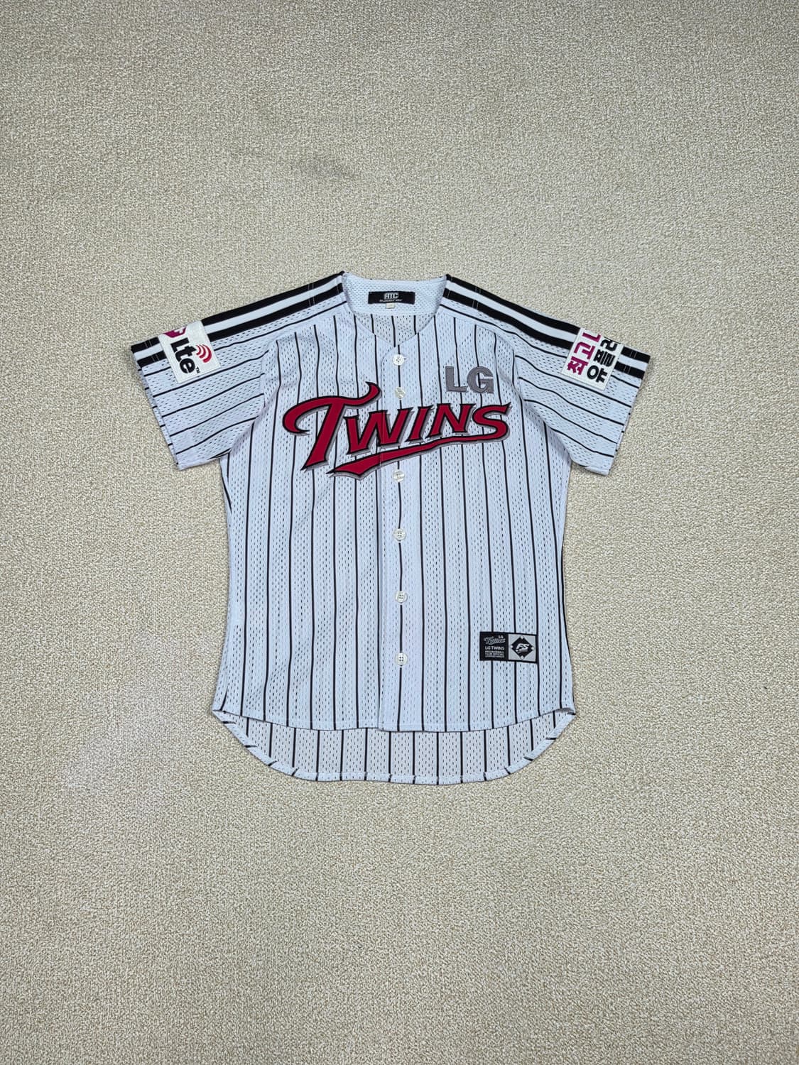 [LG 트윈스] 홈 스트라이프 이동현 마킹 유니폼 | S00156 상품이미지1