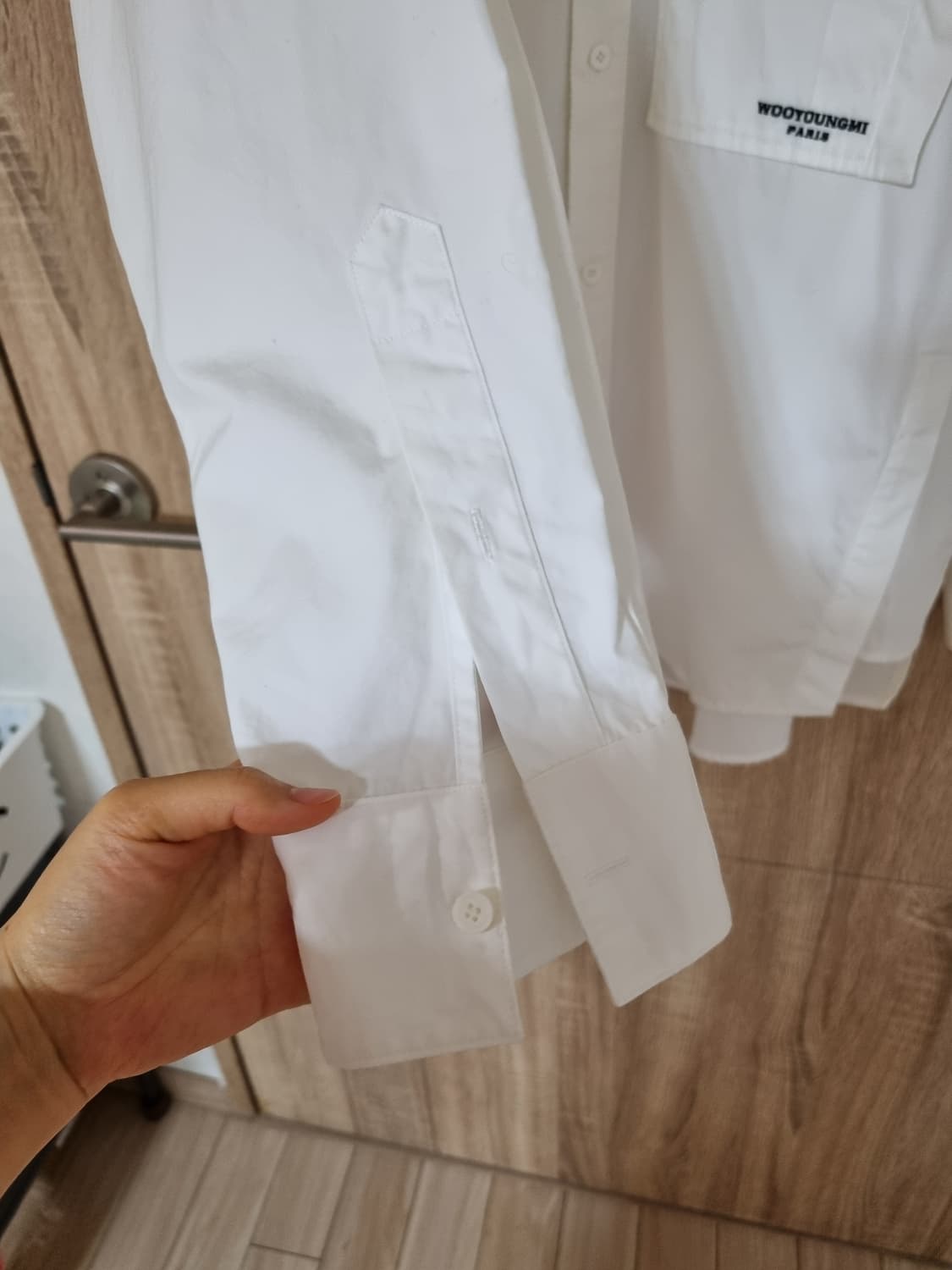 우영미 백로고 셔츠  상품이미지5