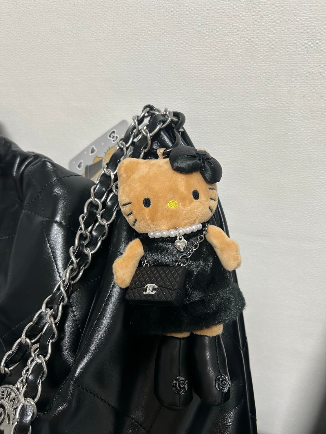 🤍🖤롱다리키티 커스텀 키링 -태닝스킨 퀼팅백 상품이미지4